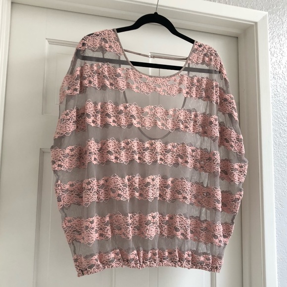 Free People Grey and Pink lace top - Picture 3 of 5